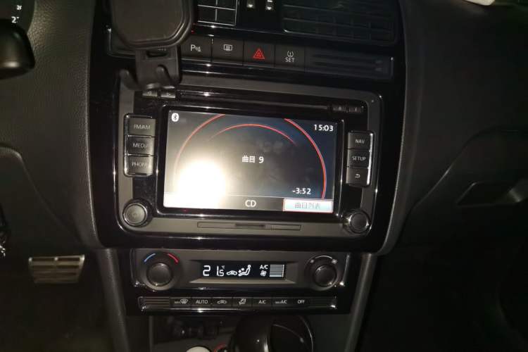Used Volkswagen Polo 2015 1.4TSI GTI Audio And AC Panel