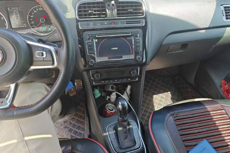 Used Volkswagen Polo 2015 1.4TSI GTI Audio And AC Panel
