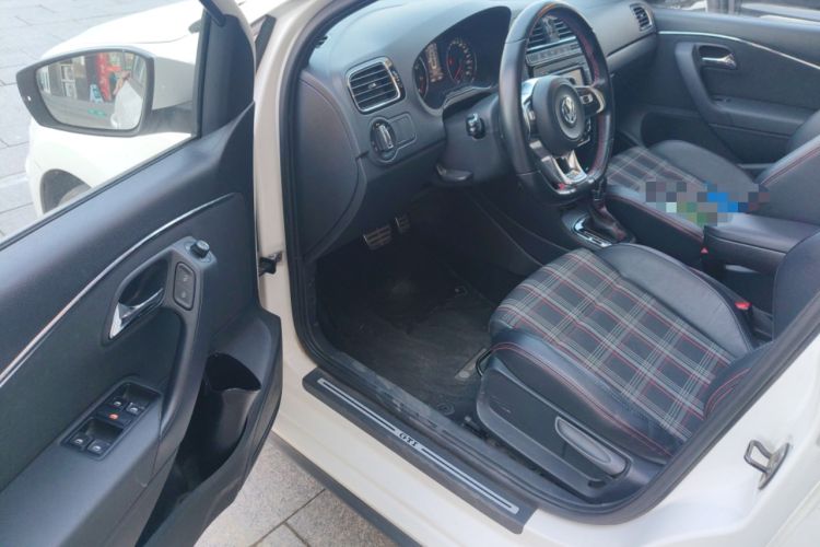 Used Volkswagen Polo 2015 1.4TSI GTI Driver Seat