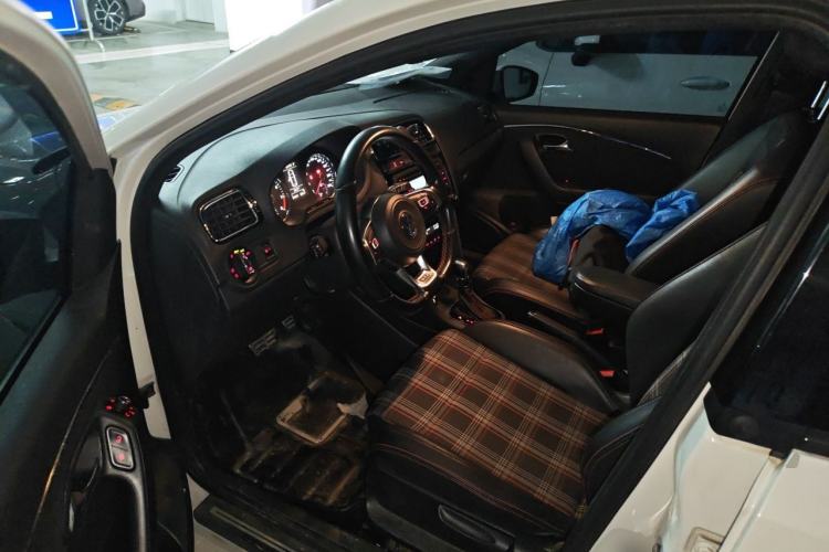 Used Volkswagen Polo 2015 1.4TSI GTI Driver Seat