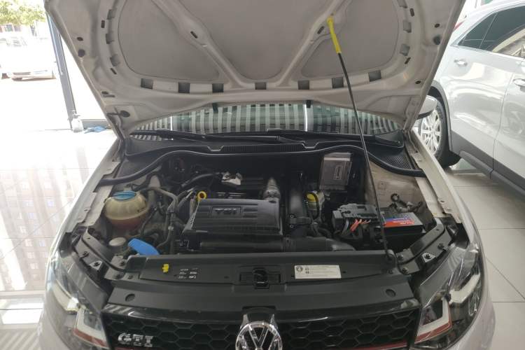 Used Volkswagen Polo 2015 1.4TSI GTI Engine Bay