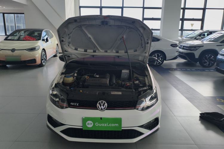 Used Volkswagen Polo 2015 1.4TSI GTI Engine Bay