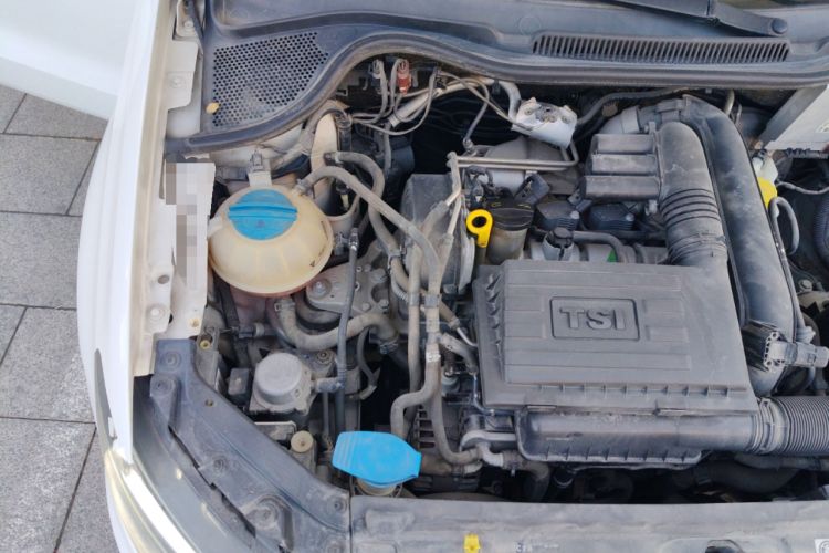 Used Volkswagen Polo 2015 1.4TSI GTI Engine Bay Right