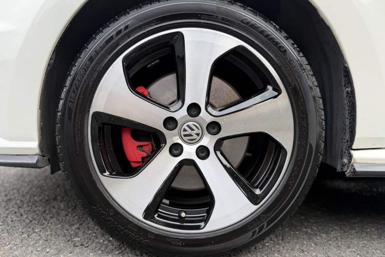 Used Volkswagen Polo 2015 1.4TSI GTI Exterior 6