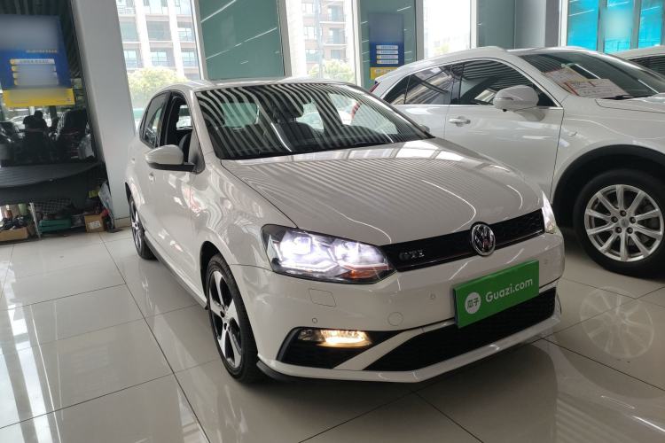 Used Volkswagen Polo 2015 1.4TSI GTI Front Right 45 Deg