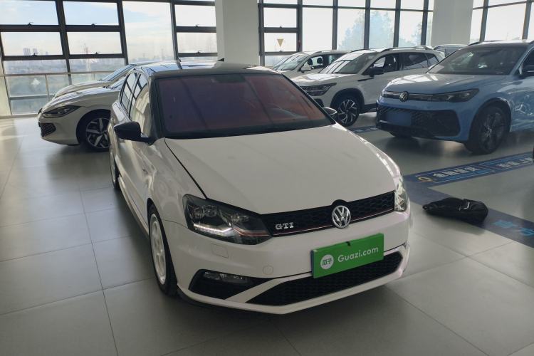 Used Volkswagen Polo 2015 1.4TSI GTI Front Right 45 Deg