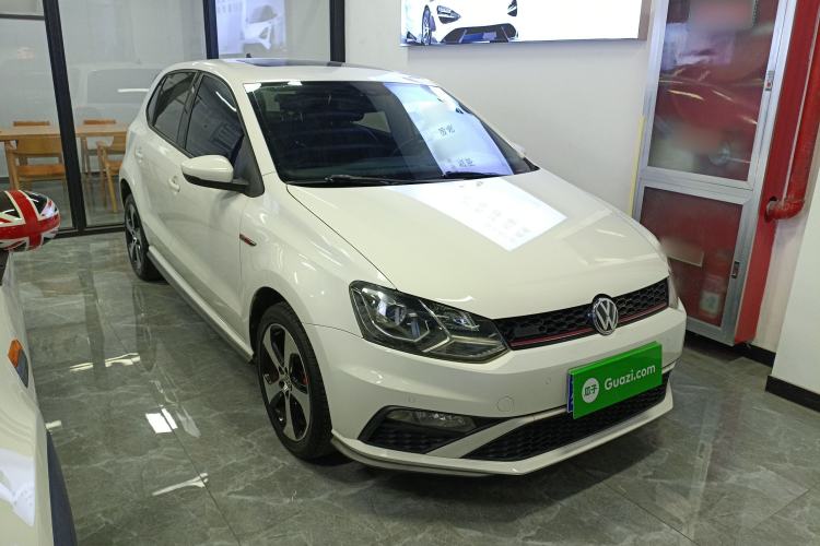 Used Volkswagen Polo 2015 1.4TSI GTI Front Right 45 Deg