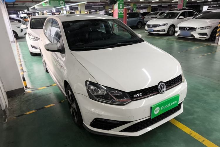 Used Volkswagen Polo 2015 1.4TSI GTI Front Right 45 Deg