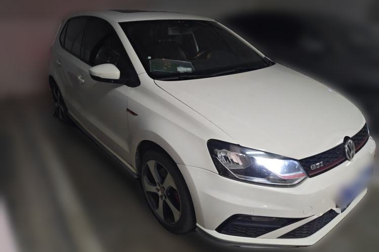 Used Volkswagen Polo 2015 1.4TSI GTI Front Right 45 Deg