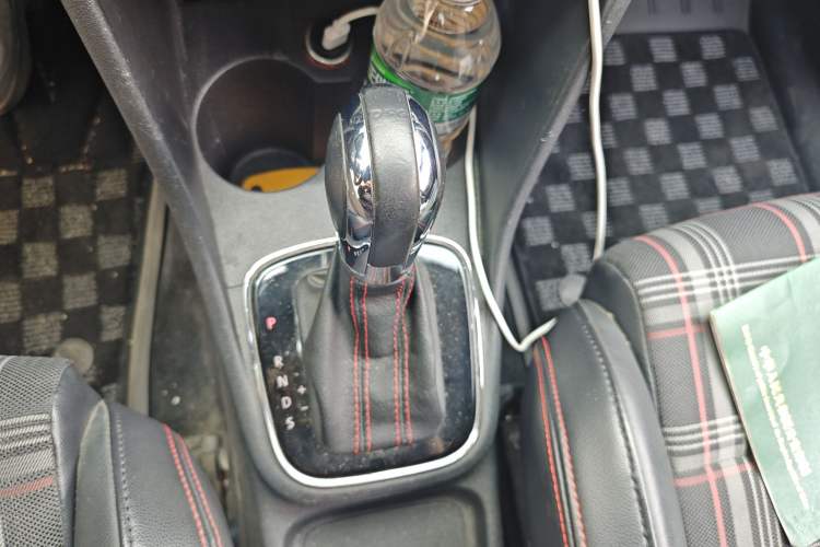 Used Volkswagen Polo 2015 1.4TSI GTI Gear Lever