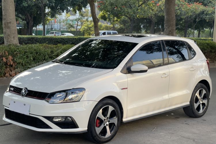 Used Volkswagen Polo 2015 1.4TSI GTI Guazi used car, China used car export, Used car for sale, Used cars, Cheapest cars for sale