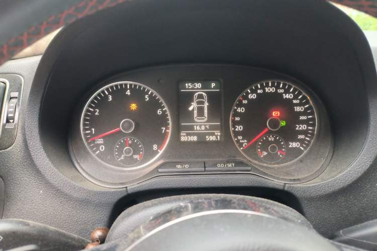 Used Volkswagen Polo 2015 1.4TSI GTI Instrument Cluster