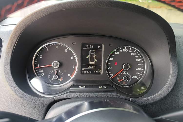 Used Volkswagen Polo 2015 1.4TSI GTI Instrument Cluster
