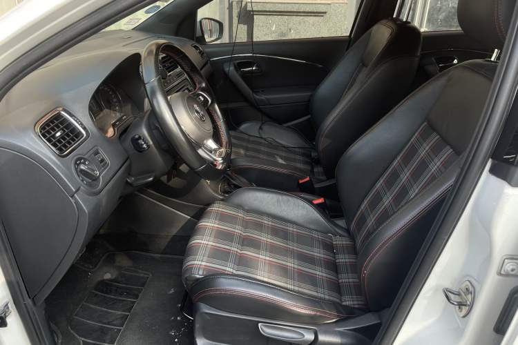 Used Volkswagen Polo 2015 1.4TSI GTI Interior 1