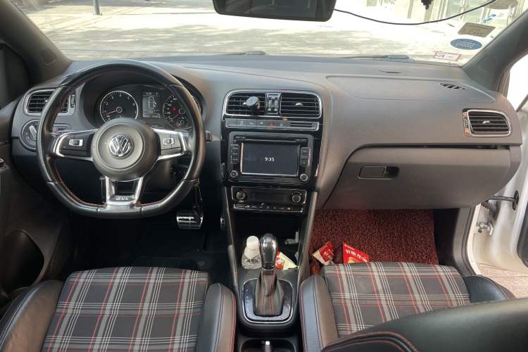 Used Volkswagen Polo 2015 1.4TSI GTI Interior 4