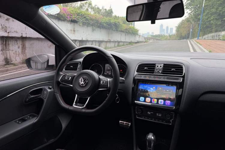 Used Volkswagen Polo 2015 1.4TSI GTI Interior 6