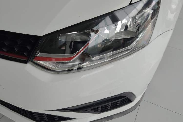 Used Volkswagen Polo 2015 1.4TSI GTI Left Front Headlight