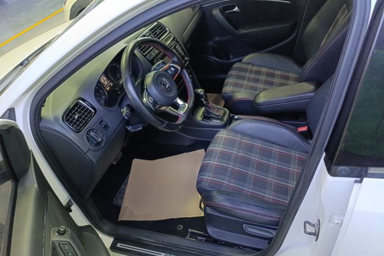 Used Volkswagen Polo 2015 1.4TSI GTI Left Front Seat