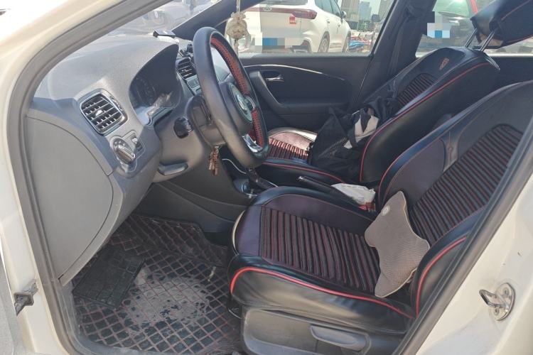 Used Volkswagen Polo 2015 1.4TSI GTI Left Front Seat