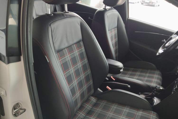 Used Volkswagen Polo 2015 1.4TSI GTI Right Front Seat