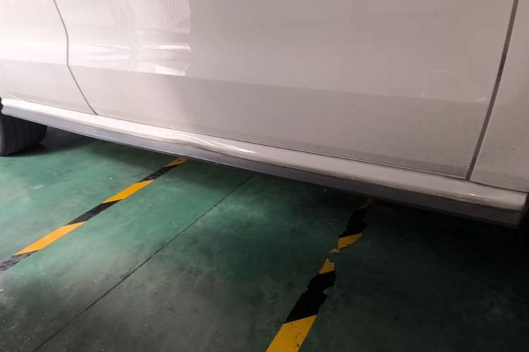Used Volkswagen Polo 2015 1.4TSI GTI Right Side Sill