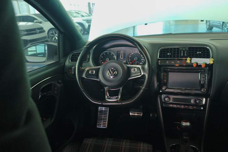 Used Volkswagen Polo 2015 1.4TSI GTI Steering Wheel