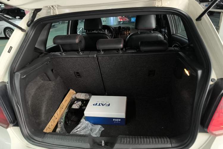 Used Volkswagen Polo 2015 1.4TSI GTI Trunk