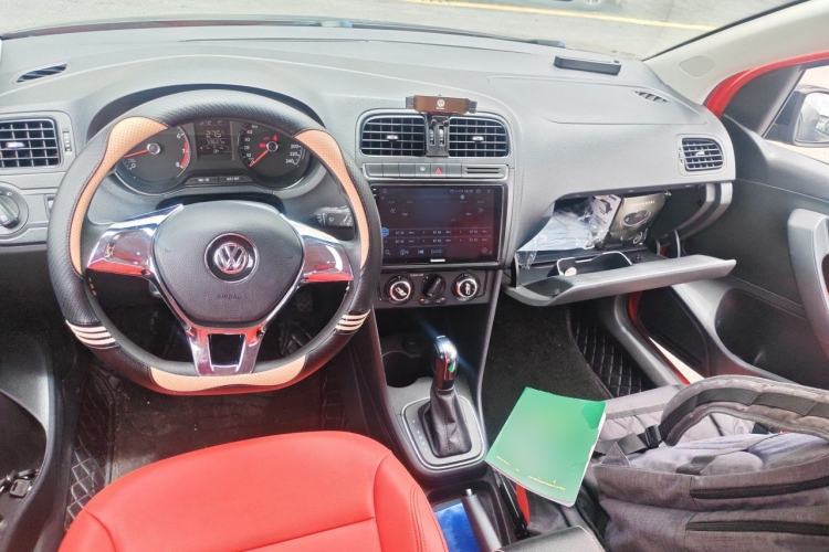 Used Volkswagen Polo 2016 1.4L Automatic Trendy Model Center Console