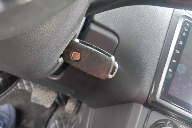 Used Volkswagen Polo 2016 1.4L Automatic Trendy Model Vehicle Key