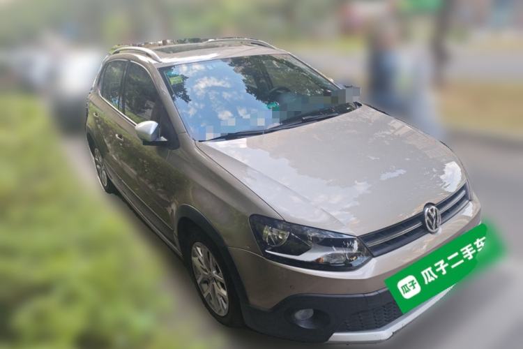 Used Volkswagen Polo 2016 1.6L Cross Polo Automatic Exterior 2