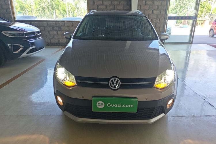 Used Volkswagen Polo 2016 1.6L Cross Polo Automatic Front