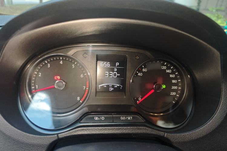 Used Volkswagen Polo 2016 1.6L Cross Polo Automatic Instrument Cluster