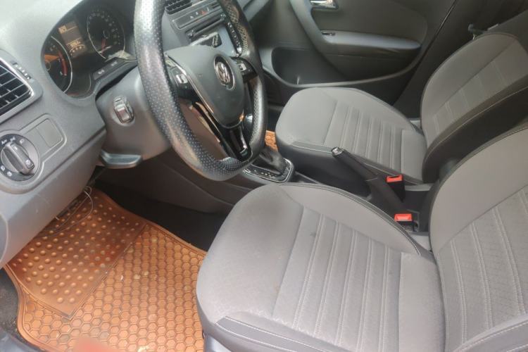 Used Volkswagen Polo 2016 1.6L Cross Polo Automatic Left Front Seat