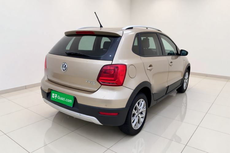 Used Volkswagen Polo 2016 1.6L Cross Polo Automatic Rear Right 45 Deg