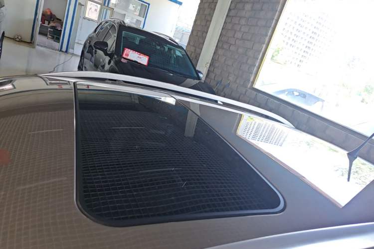 Used Volkswagen Polo 2016 1.6L Cross Polo Automatic Roof