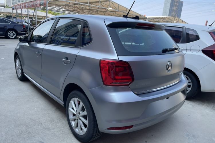 Used Volkswagen Polo 2016 1.6L Automatic Luxury Model Exterior 3