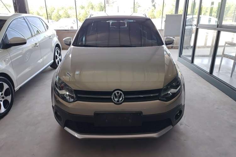 Used Volkswagen Polo 2016 1.4L Cross Polo Automatic Front