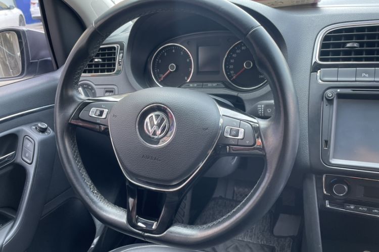 Used Volkswagen Polo 2016 1.6L Automatic Luxury Model Interior 1