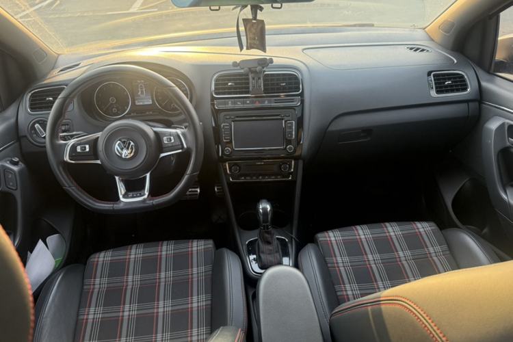 Used Volkswagen Polo 2016 1.4TSI GTI Interior 1