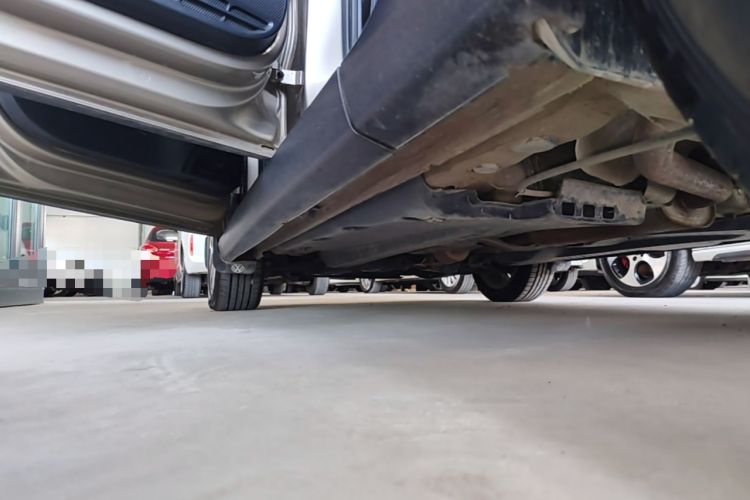 Used Volkswagen Polo 2016 1.4L Cross Polo Automatic Left Side Sill