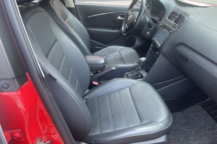 Used Volkswagen Polo 2016 1.6L Automatic Luxury Model Right Front Seat