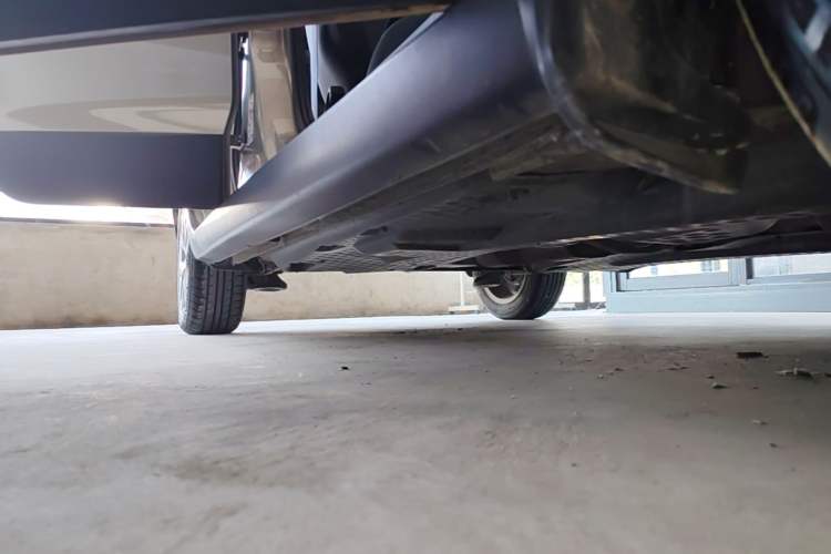 Used Volkswagen Polo 2016 1.4L Cross Polo Automatic Right Side Sill