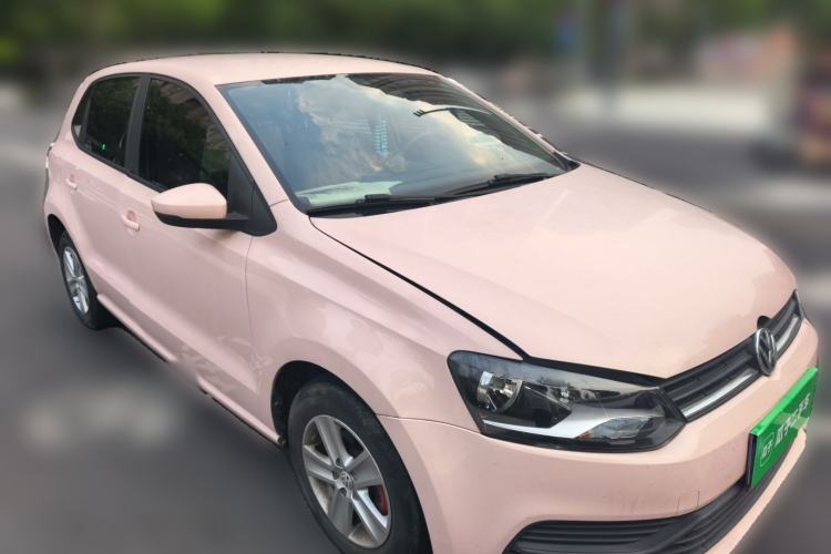 Used Volkswagen Polo 2016 1.4L Automatic Trendy Model Front Right 45 Deg