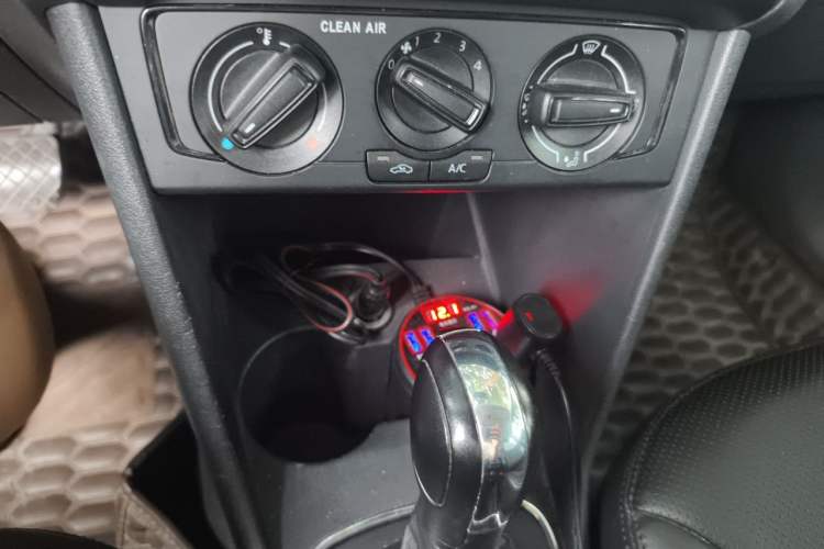 Used Volkswagen Polo 2016 1.4L Automatic Trendy Model Audio And AC Panel