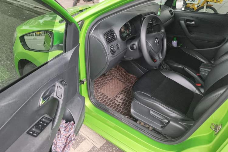 Used Volkswagen Polo 2016 1.4L Automatic Trendy Model Driver Seat