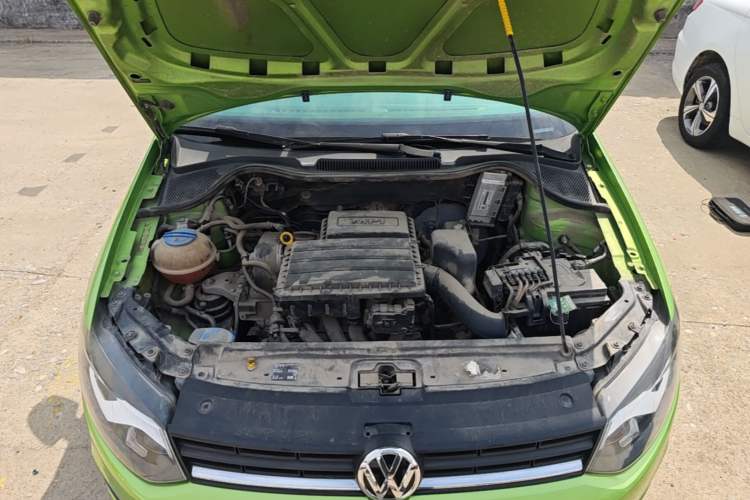 Used Volkswagen Polo 2016 1.4L Automatic Trendy Model Engine Bay