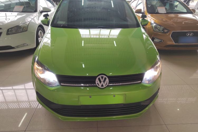 Used Volkswagen Polo 2016 1.4L Automatic Trendy Model Exterior 1