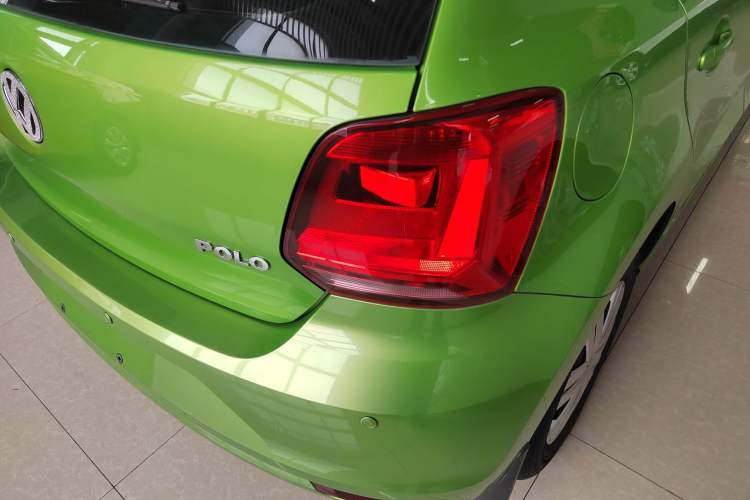 Used Volkswagen Polo 2016 1.4L Automatic Trendy Model Exterior 6