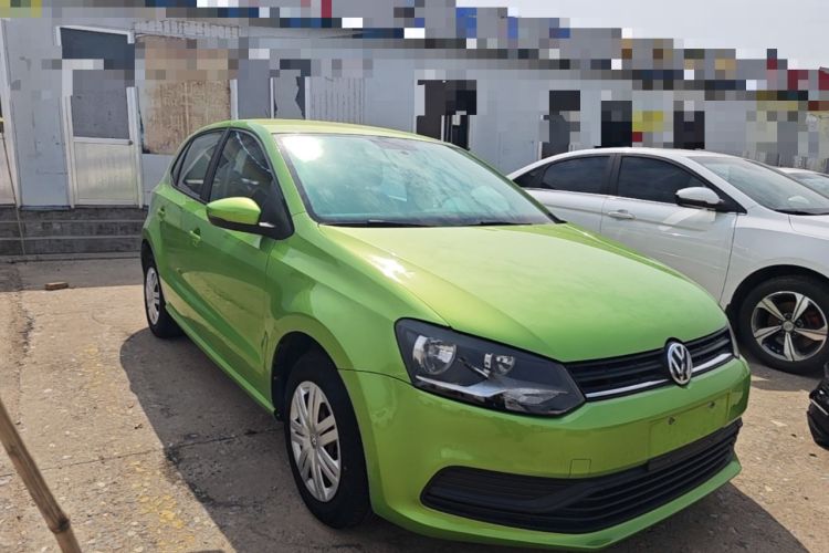 Used Volkswagen Polo 2016 1.4L Automatic Trendy Model Front Right 45 Deg