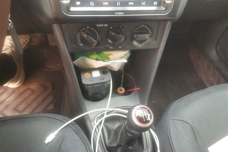 Used Volkswagen Polo 2016 1.4L Manual Fashion Model Gear Lever